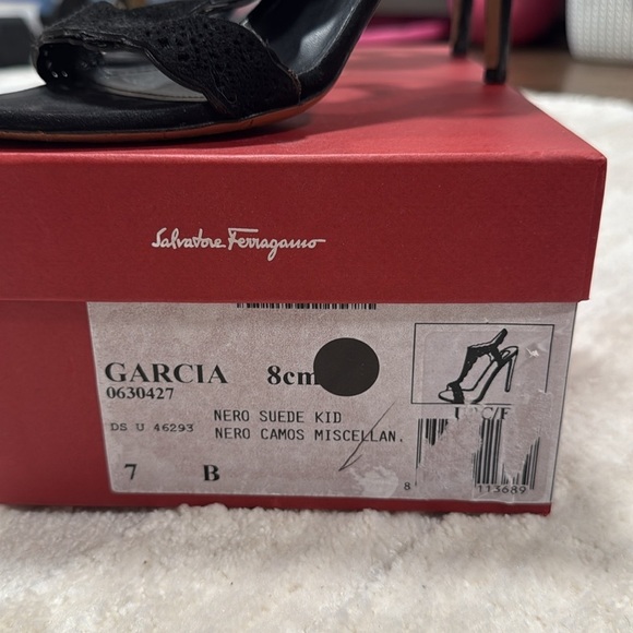 Salvatore Ferragamo Garcia Nero Suede Sandals - Picture 5 of 16